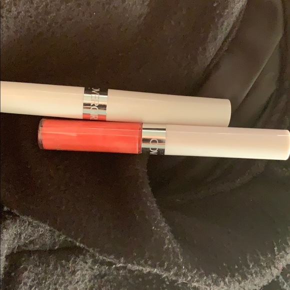 COVERGIRL 24 HR LIP COLOR - Picture 3 of 3